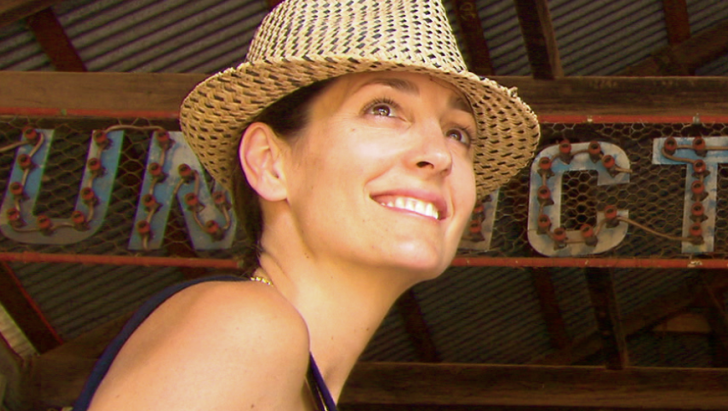 Daniela Federici in Broome, Sun Pictures